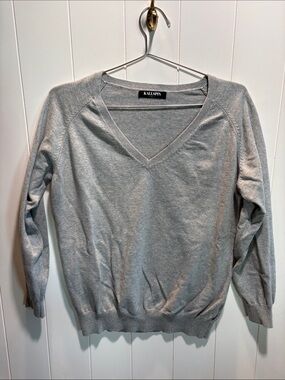 Kallspin all cotton grey v neck sweater L unisex